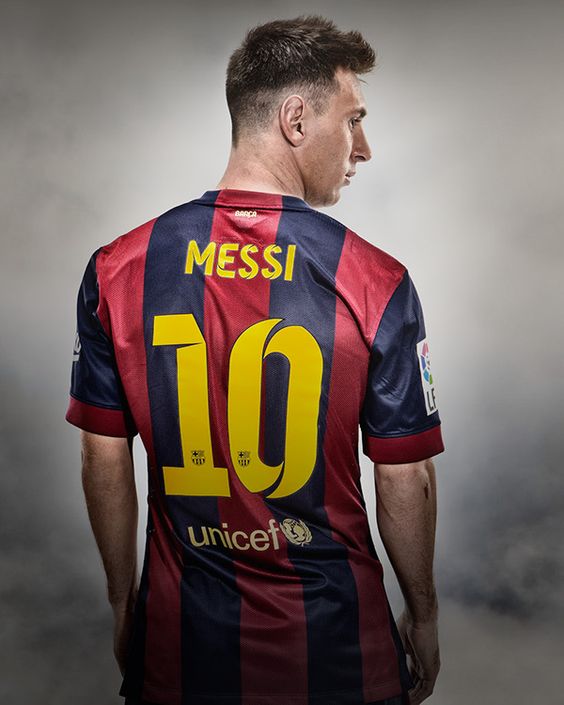 coiffures-messi-2016-style-rasé-derrière-la-boîte "width =" 564 "height =" 705 "srcset =" https://cdn.shortpixel.ai/client/q_glossy,ret_img,w_564/https://modaellos .com / wp-content / uploads / 2015/08 / hairstyles-messi-2016-style-shaved-by-behind.jpg 564w, https://cdn.shortpixel.ai/client/q_glossy,ret_img,w_300/https: //modaellos.com/wp-content/uploads/2015/08/peinados-messi-2016-estilo-rapado-por-detras-300x375.jpg 300w "tailles =" (largeur maximale: 564 pixels), 100vw, 564 pixels "/ ></noscript><div class=