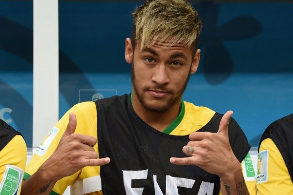 coiffures-neymar-2016-rasé-et-en-et-teint