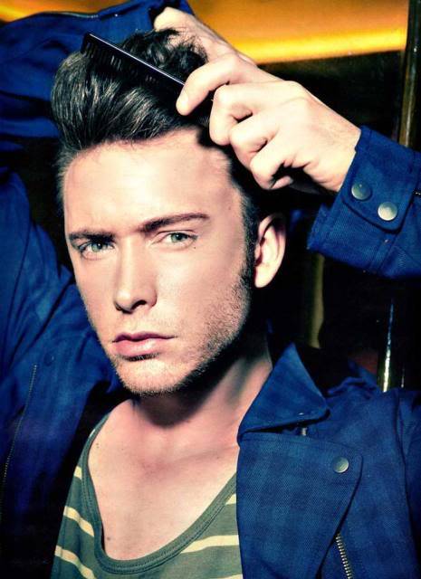 coupes de cheveux-hommes-les-tupes-sont-mode-préparation "width =" 597 "height =" 822 "srcset =" https://modaellos.com/wp-content/uploads/2013/09 /cortes-de-pelo-hombres-los-tupes-estan-de-moda-preparacion.jpg 465w, https://modaellos.com/wp-content/uploads/2013/09/cortes-de-pelo-hombres- the-tupes-are-fashion-preparation-300x413.jpg 300w "tailles =" (largeur maximale: 597 pixels) 100vw, 597 pixels "/></noscript><div class=