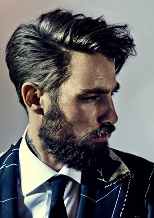 coupes de cheveux-hommes-les-tupes-sont-mode-2016-avec-barbe "width =" 600 "height =" 848 "srcset =" https://modaellos.com/wp-content/uploads /2015/10/cortes-de-pelo-hombres-los-tupes-estan-de-moda-2016-con-barba.jpg 500w, https://modaellos.com/wp-content/uploads/2015/10/ coupes de cheveux-les-hommes-les-tupes-sont-la-mode-2016-avec-barbe-300x424.jpg 300w, https://modaellos.com/wp-content/uploads/2015/10/cortes-de -hair-men-the-tupes-are-fashion-2016-with-beard-495x700.jpg 495w "tailles =" (largeur maximale: 600px) 100vw, 600px "/></noscript><div class=