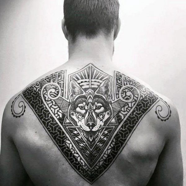 tatouage homme tatouage dos