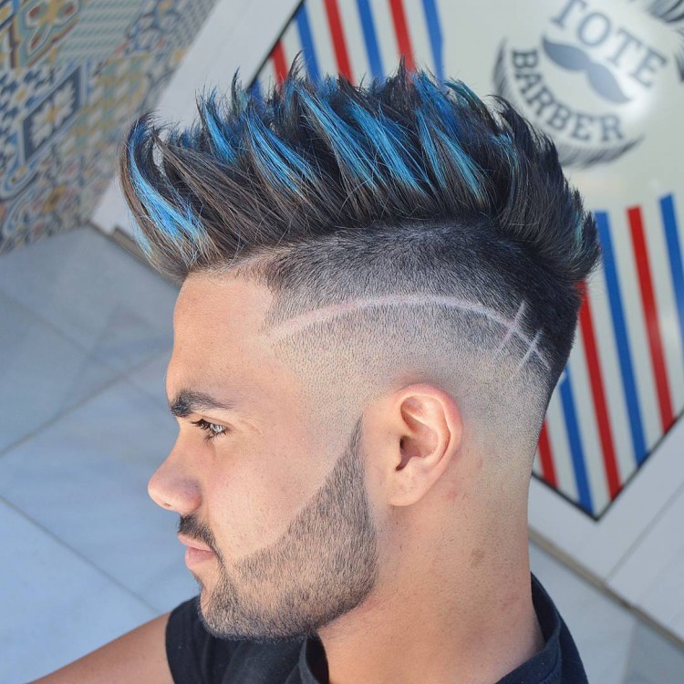 Des coupes de cheveux masculines dégradées avec une rayure pour vous inspirer