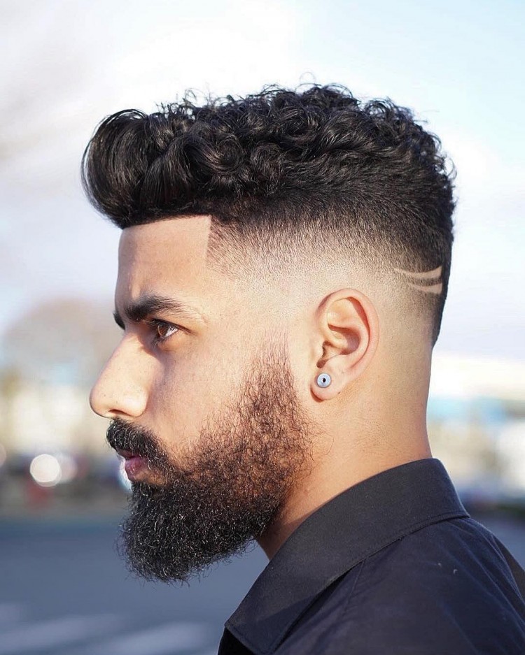 Des coupes de cheveux masculines dégradées avec une rayure pour vous inspirer