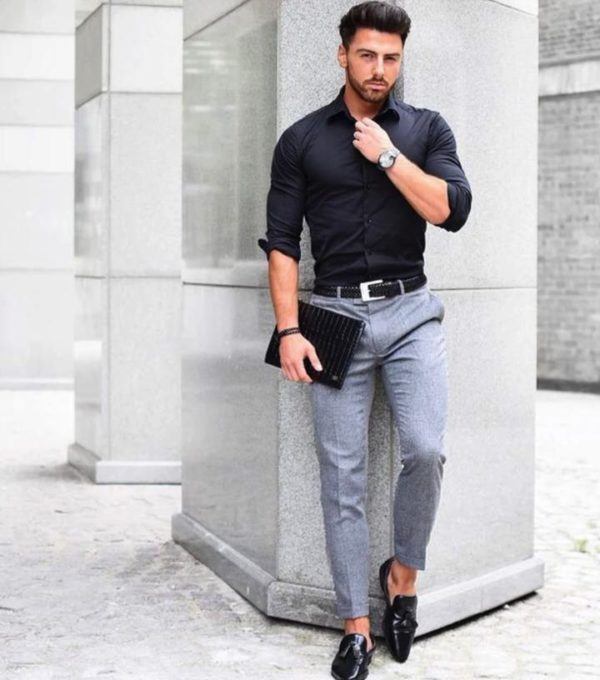 Astuces pour porter un pantalon gris