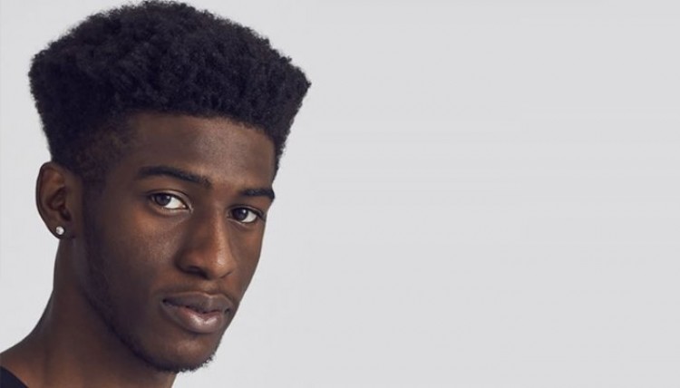 50 coupes de cheveux pour hommes bouclés pour s'inspirer