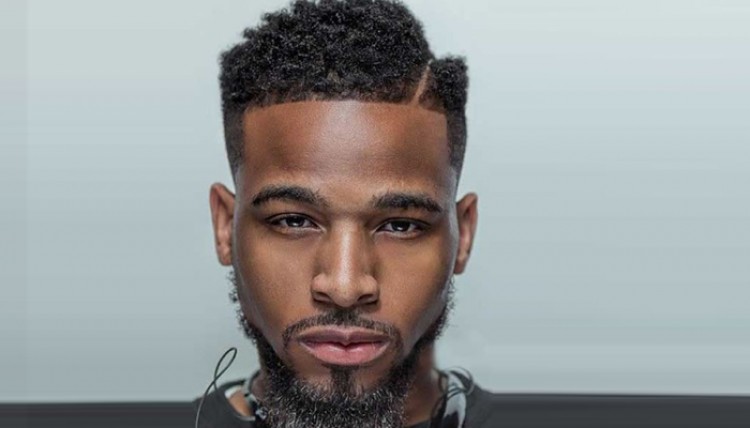 50 coupes de cheveux pour hommes bouclés pour s'inspirer