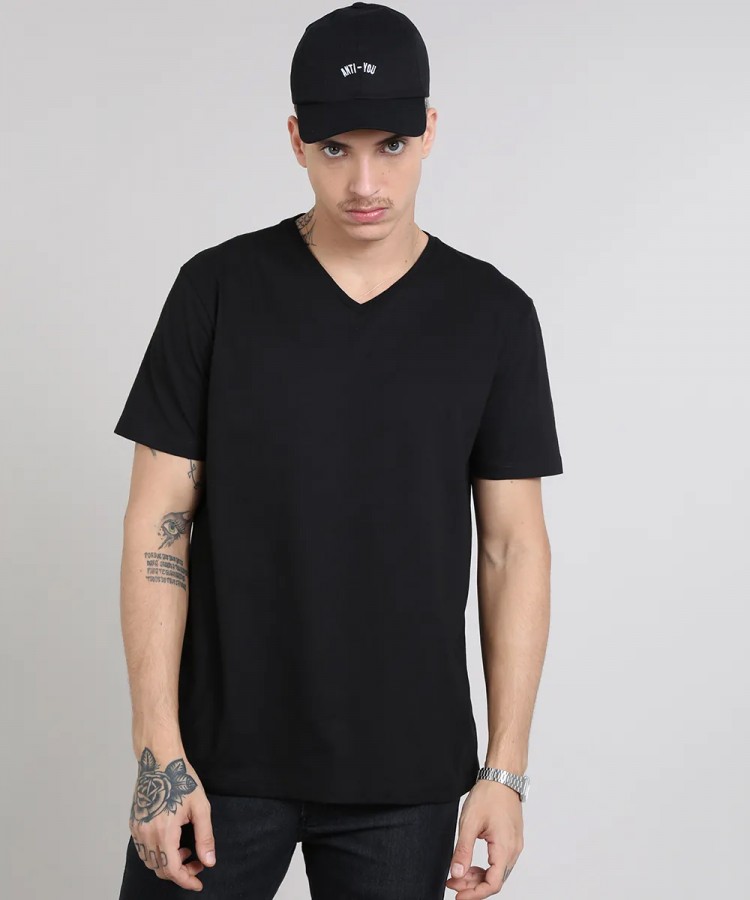 Mode masculine: T-shirts pour 16,99 $ et autres réductions à ne pas manquer! 