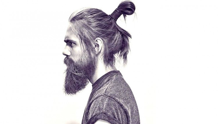 Top Knot Cut Samurai Masculin - Comment couper et entretenir le Samurai Bun