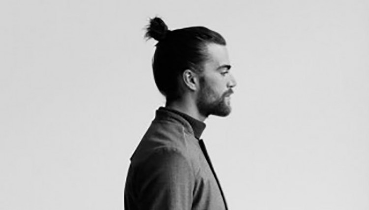 Samouraï Top Knot Cut Homme