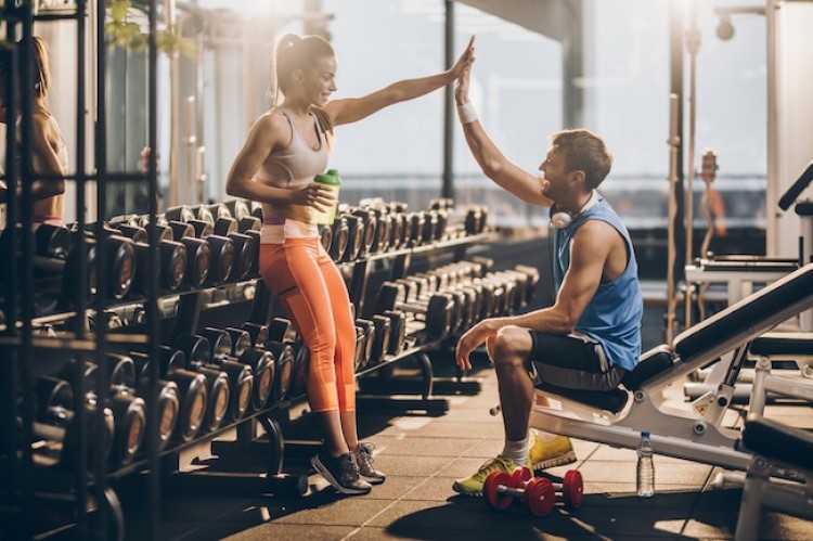 Les couples qui s'entraînent ensemble restent ensemble, découvrez pourquoi! 