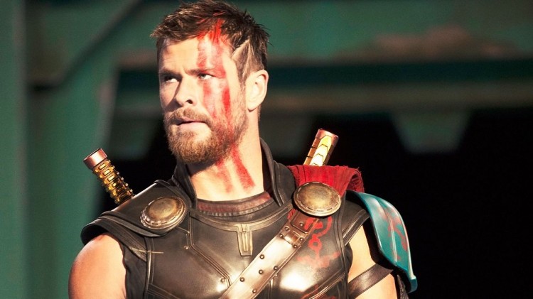 Rencontrez l'incroyable formation de THOR, Chris Hemsworth, pour Avengers! 