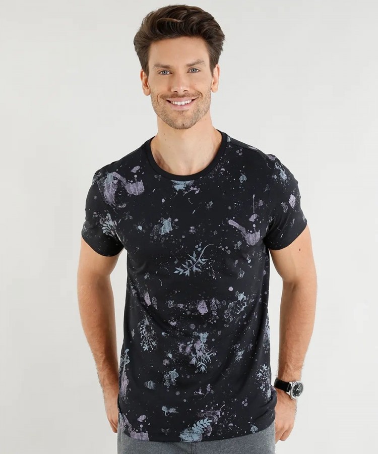 T-shirt imprimé homme: looks et styles pour vous inspirer