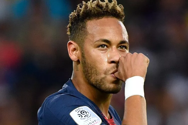 barbe mince - Neymar 3