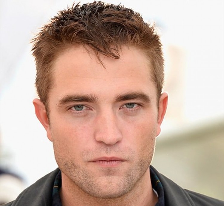 Rob Pattinson sans barbe