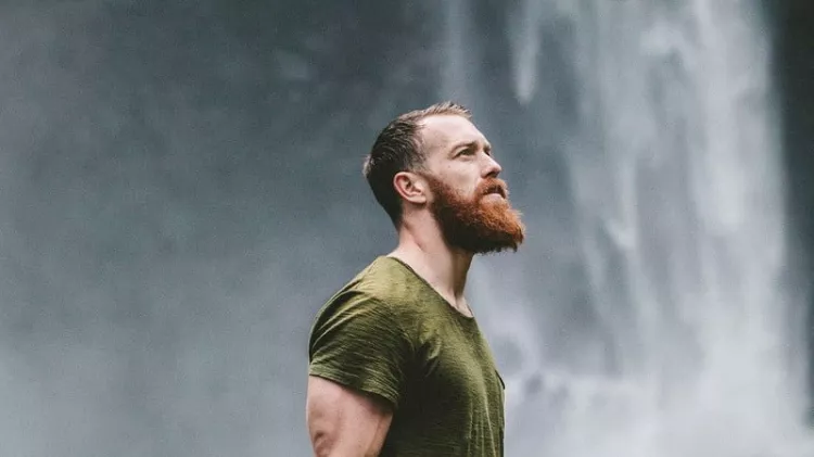 Conseils d'entretien de la barbe en été: 4 conseils importants