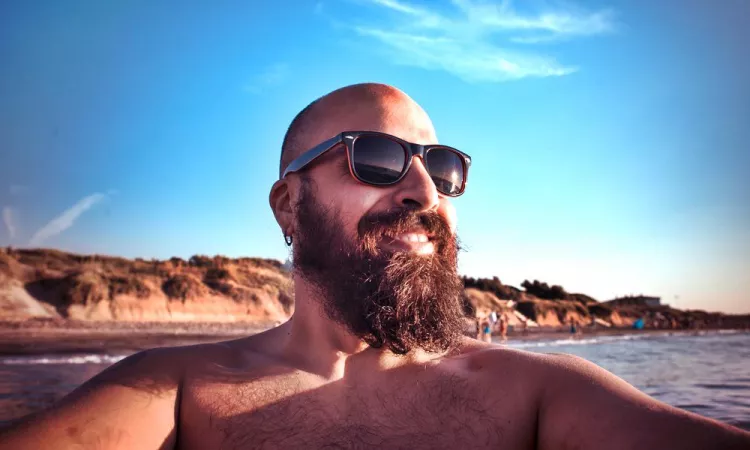 Conseils d'entretien de la barbe en été: 4 conseils importants