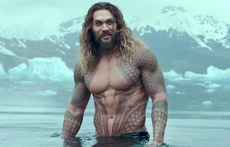 jason momoa - Rencontrez Aquaman Training