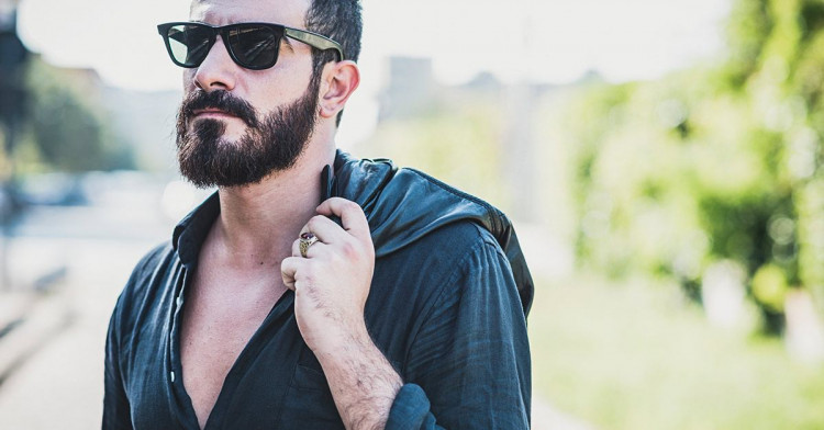 Conseils de soin de la barbe en été: 4 conseils importants