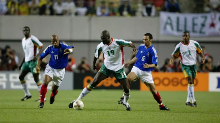 Le Sénégal choque le monde à la Coupe du monde 2002