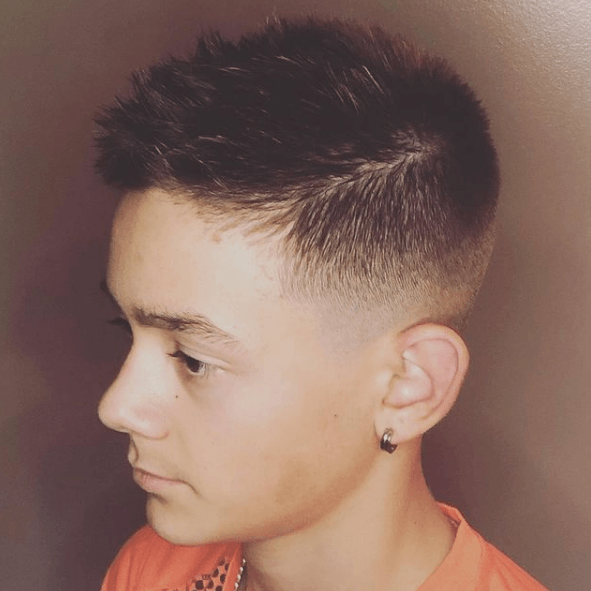 Coupes de cheveux pour adolescents 2022 Undercut 