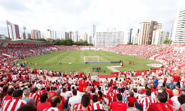 Aflitos, l'un des noms de stade les plus cool du Brésil